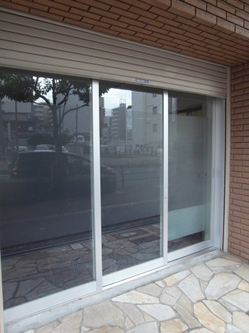 大阪市東淀川区東中島２丁目の店舗事務所