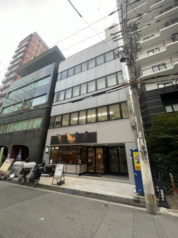 大和本町ビルの外観