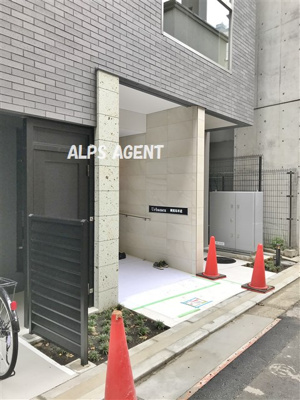 【エントランス】 | アーバネックス横濱馬車道