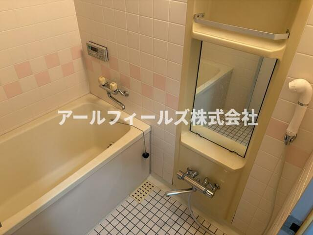 胡録台マンションのシャワールーム