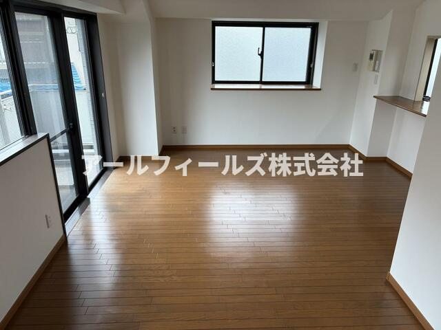 胡録台マンションの居間・リビング