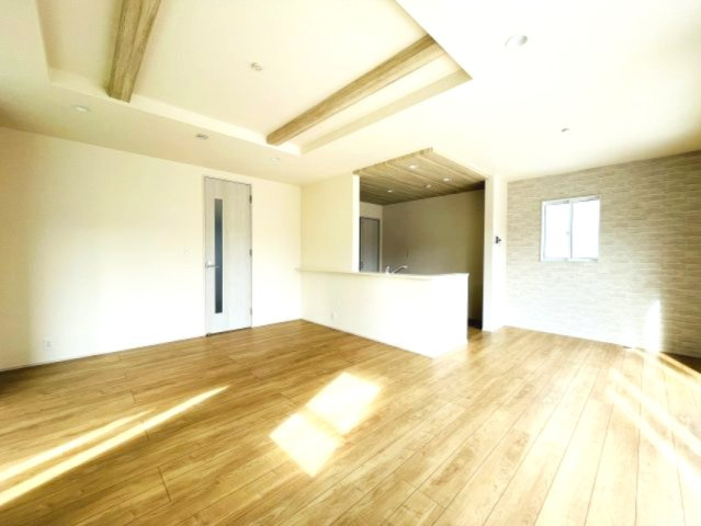 『八王子市新築戸建て』八王子市石川町314【仲介手数料無料】　の居間・リビング|～仲介手数料無料☆八王子ひなた不動産～八王子市石川町　新築戸建て
