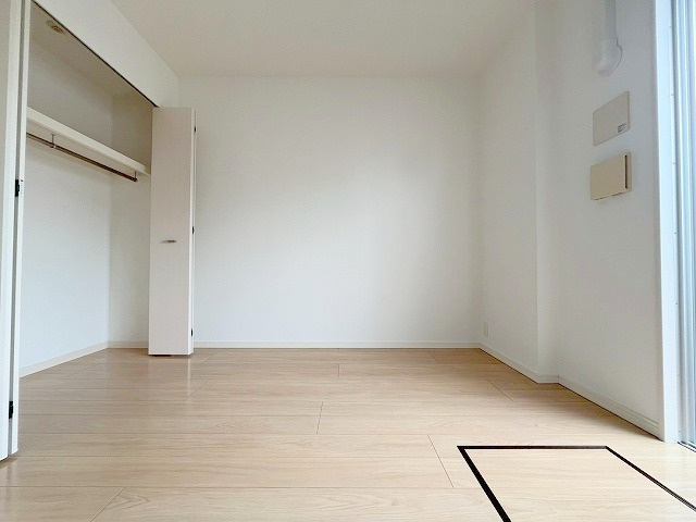 スプランディッド新大阪DUEの居間・リビング
