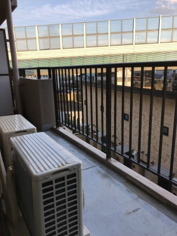 川崎市多摩区宿河原６丁目の賃貸マンションのバルコニー