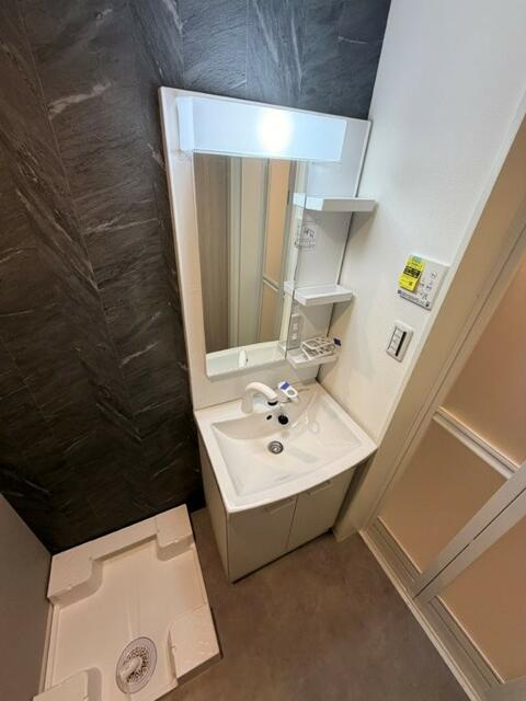 Ｇ　ＢＡＳＥ新松戸の独立洗面台
