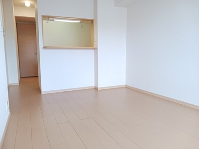 【居間・リビング】 | エアリーレジデンス・芝生