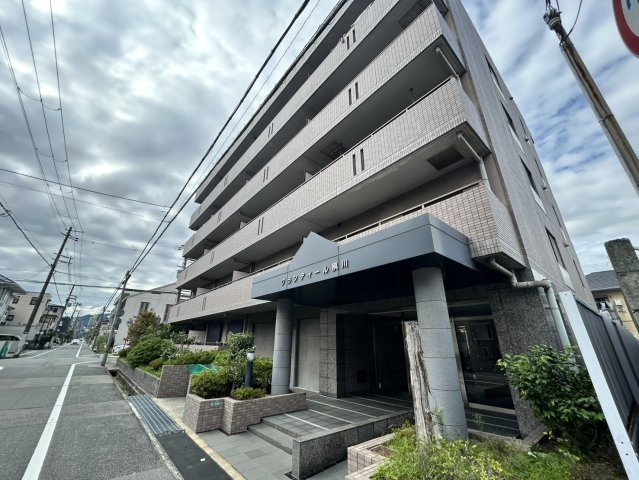 グランディール夙川の外観