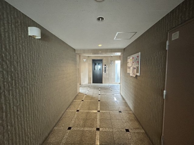 グランディール夙川のロビー