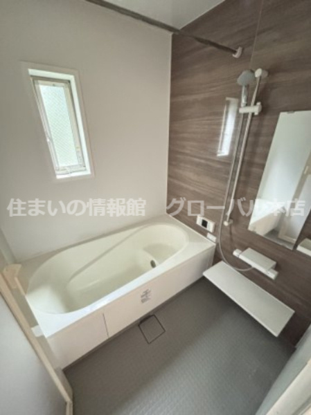 横浜市西区浅間台戸建のバルコニー|バルコニー付きです