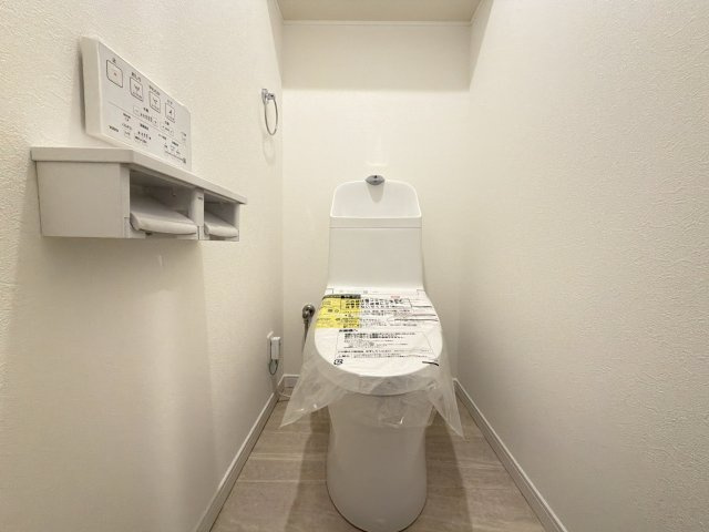 箱崎エクセル南22のトイレ|【新品】新品交換したトイレは清潔で温水洗浄便座付きです。