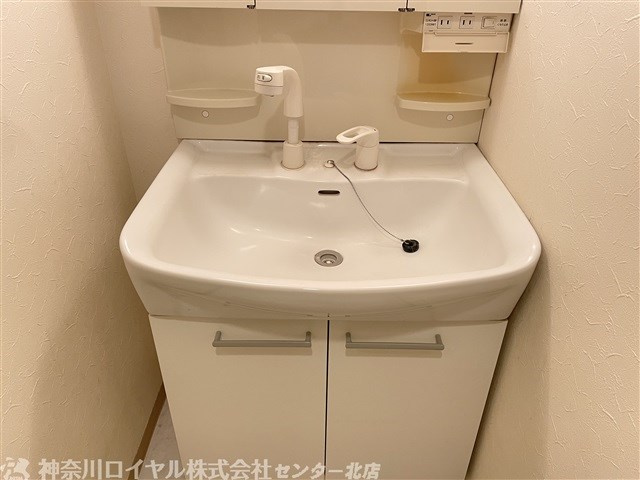 【独立洗面台】
