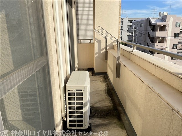 【バルコニー】