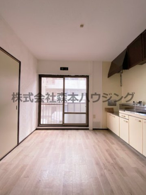 【居間・リビング】 | 　光ハイツ | 使いやすいキッチンスペースです