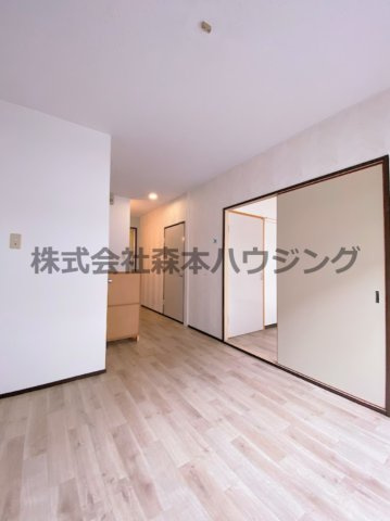 【居間・リビング】 | 　光ハイツ | 使いやすいキッチンスペースです