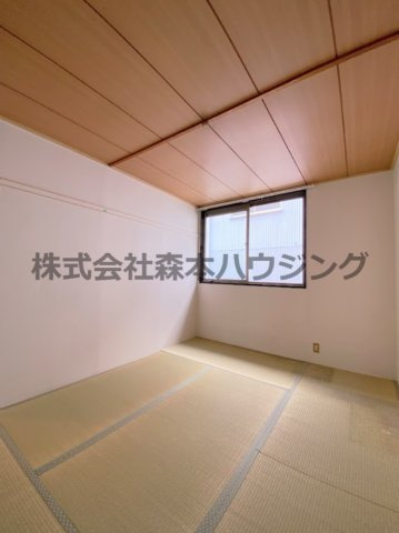【和室】 | 　光ハイツ | 日本らしい落ち着いた雰囲気の和室です