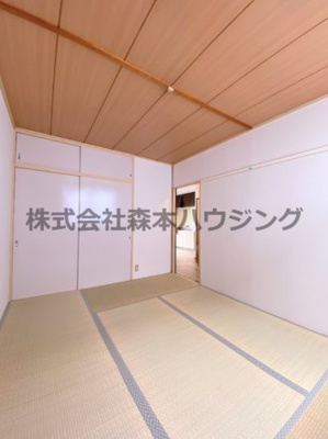 【和室】 | 　光ハイツ | 畳の上でゆっくりとくつろげる和室です