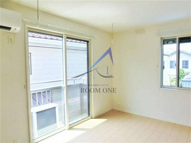 SRハイム の居間・リビング|洋室のお部屋です。