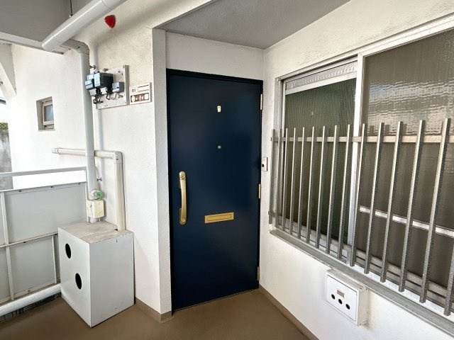 しみずサンパレスマンション　静岡市清水区庄福町の玄関