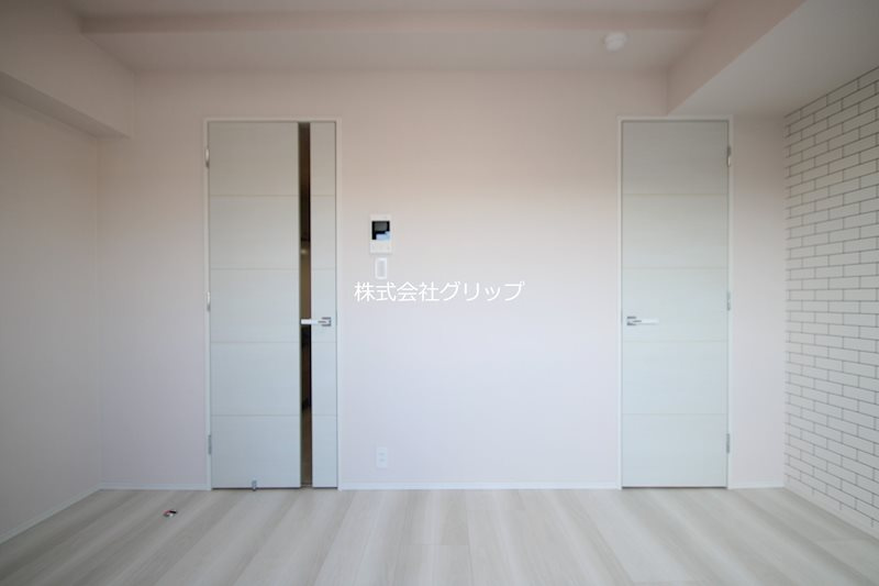 Le'a横濱井土ケ谷の居間・リビング