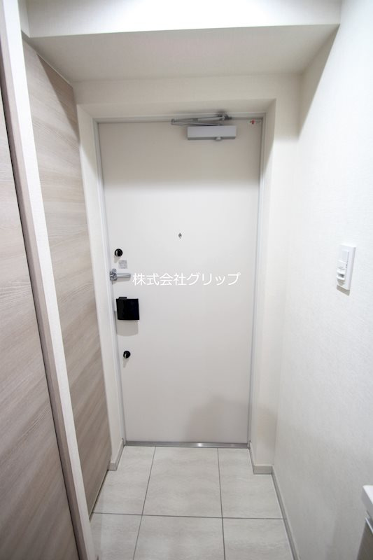 Le'a横濱天王町参番館の玄関