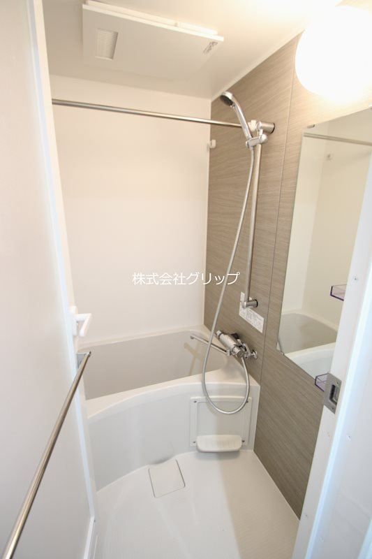 Le'a横濱天王町参番館の浴室