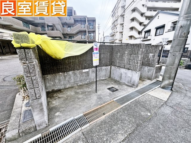 【駐車場】 | エストマール川名