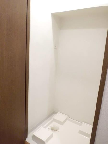 ティアラ三軒茶屋の居間・リビング