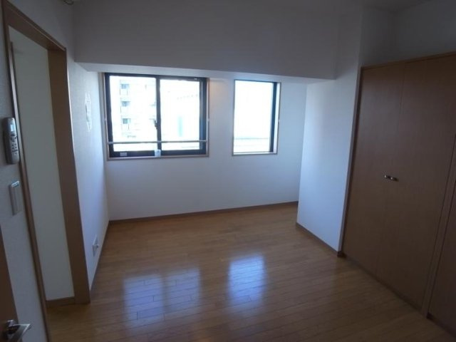 アピス三軒茶屋の洋室|個人の部屋や寝室として使える洋室です