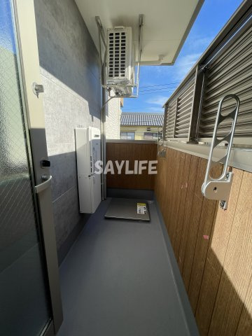 フジパレス鴻池新田駅東のバルコニー