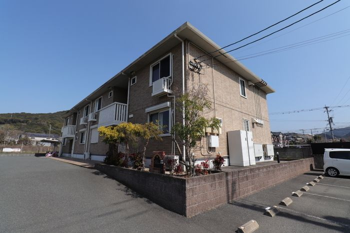 ピエスの外観|きれいな外観です★