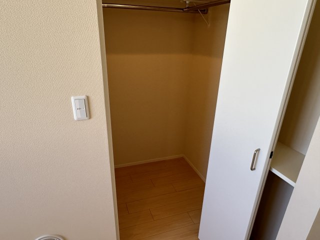 イゼルローン中野の収納|同建物別室参考写真