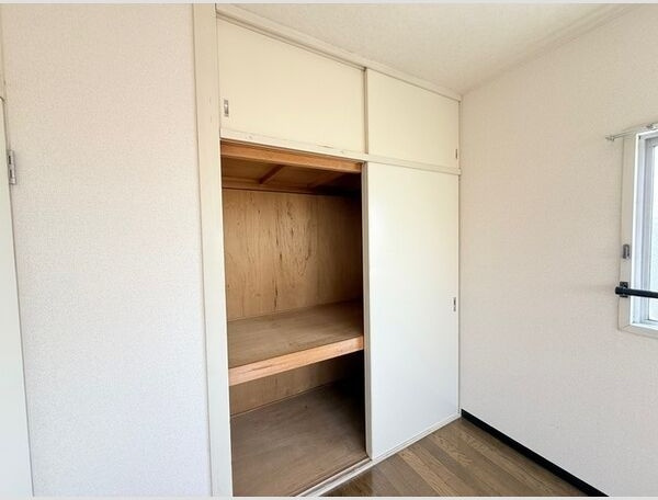 リヴェースふたせの収納