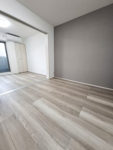 フジパレス西宮甲東園Ⅱ番館の洋室
