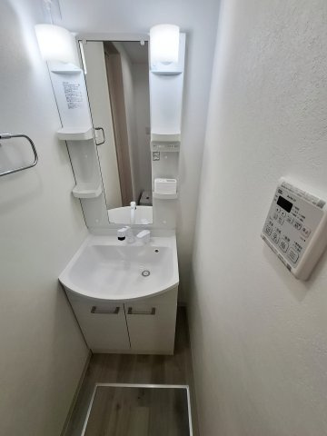 フジパレス西宮甲東園Ⅱ番館の洗面所