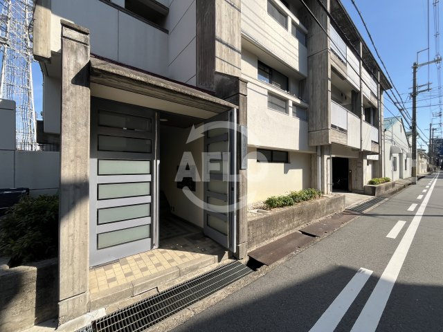 第二阿井マンションのエントランス|エントランス