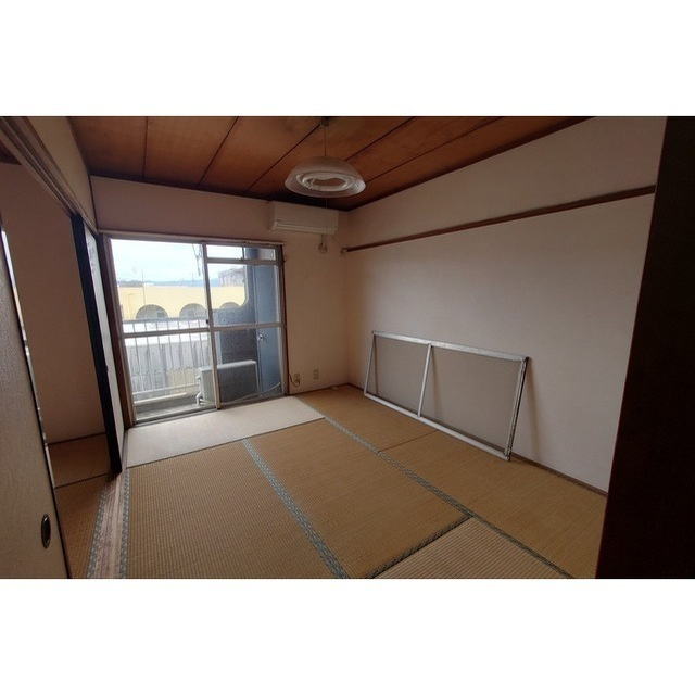 ミラージュ千本の内装