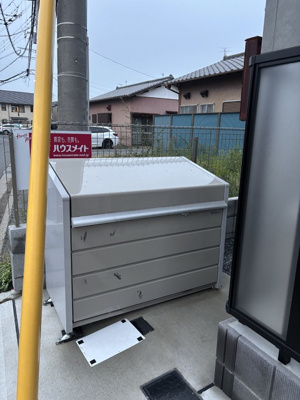 敷地内にゴミ置場あります。