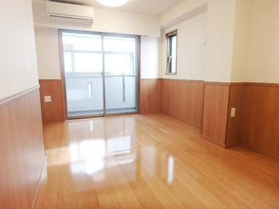 ★過去募集写真【洋室8.1帖】　角部屋・２面採光★