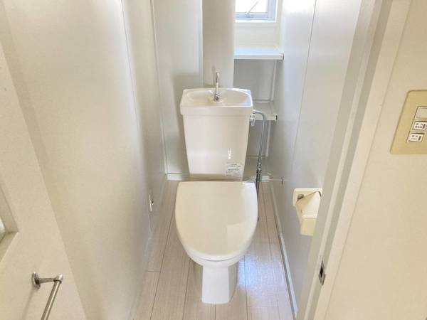 ビレッジハウス燕1号棟のトイレ|ビレッジハウスの同一物件・同一タイプの間取りの写真です