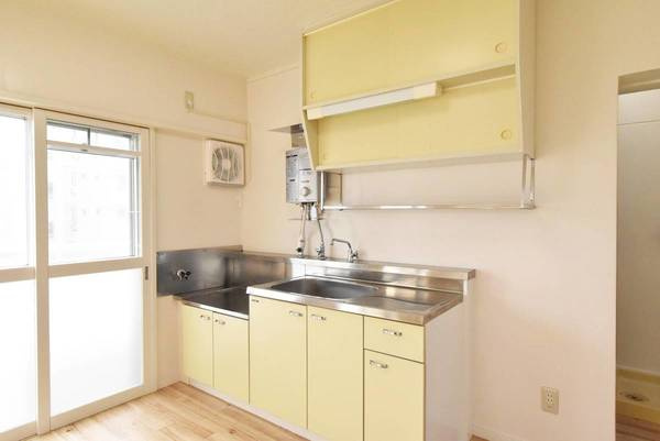 ビレッジハウス吉田宮小路2号棟のキッチン|ビレッジハウスの同一物件・同一タイプの間取りの写真です