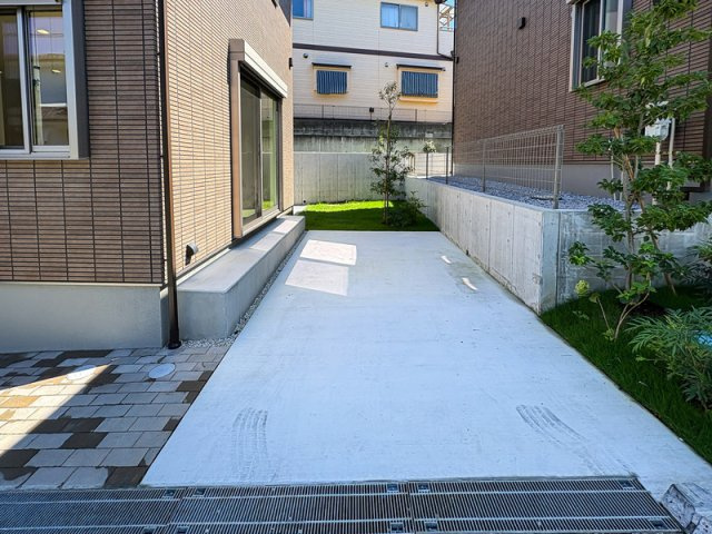 Bloomiの駐車場