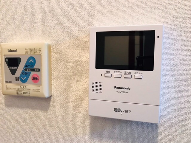 シャルムの内装|カメラ付きインターホン