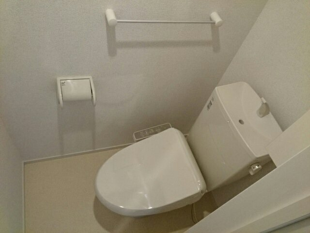 アジュール岩出のトイレ