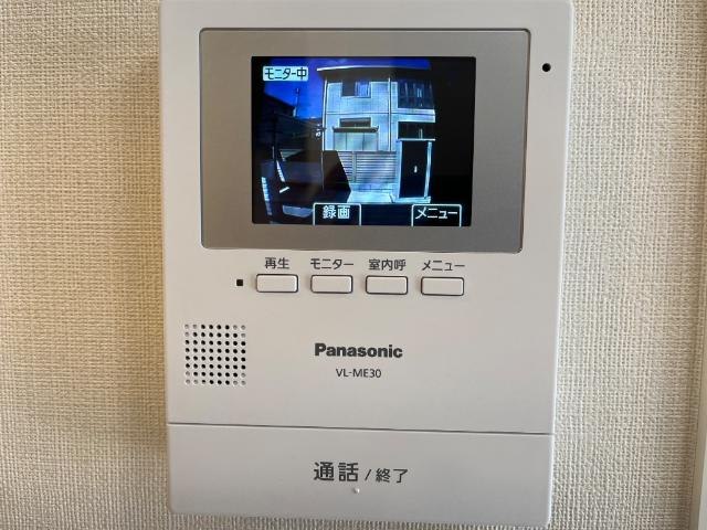 オリヴィエ　Ⅱの内装|カメラ付インターホン