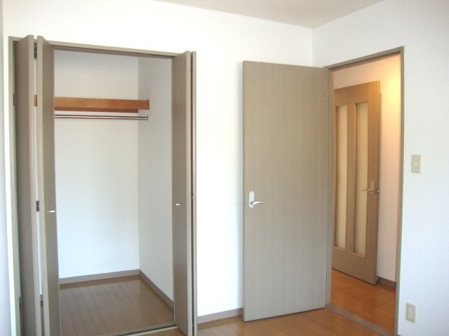 コンフォースの収納|クローゼット