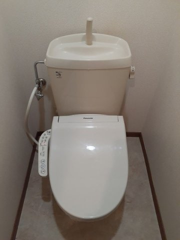 ニューマリッチ青山のトイレ