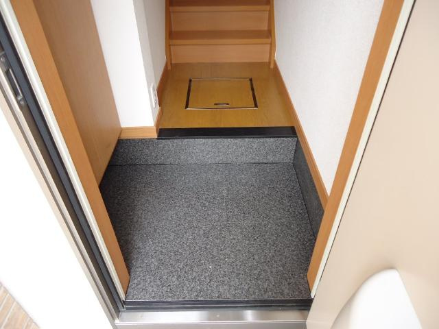 ハウスＫｍｔの玄関|玄関