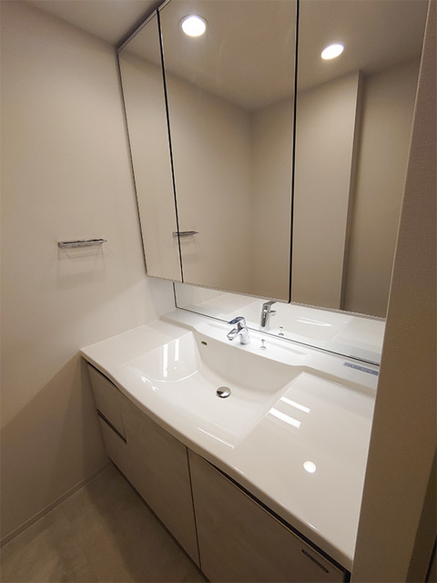 ロイヤルパークス品川の洗面所|※写真は同タイプ住戸です。