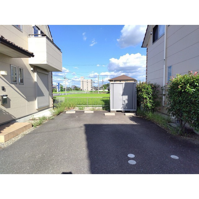 羽島郡笠松町米野の一戸建ての駐車場|C