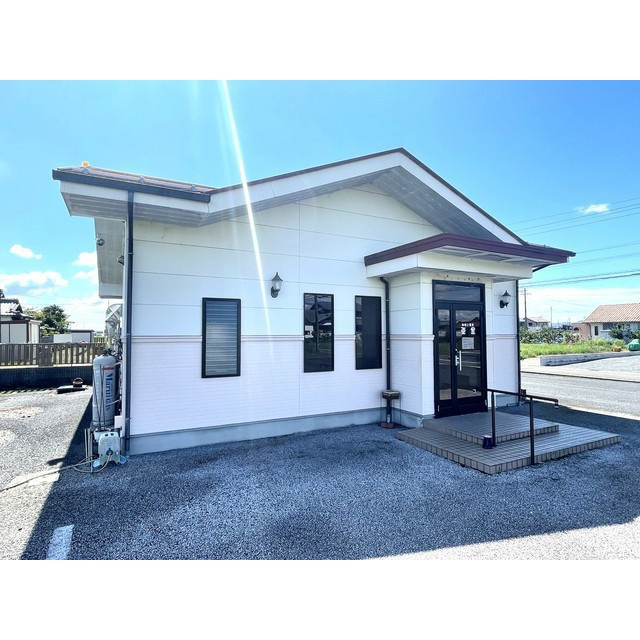 政田151-3店舗の外観